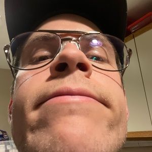 Meet your Posher, Nathaneaux